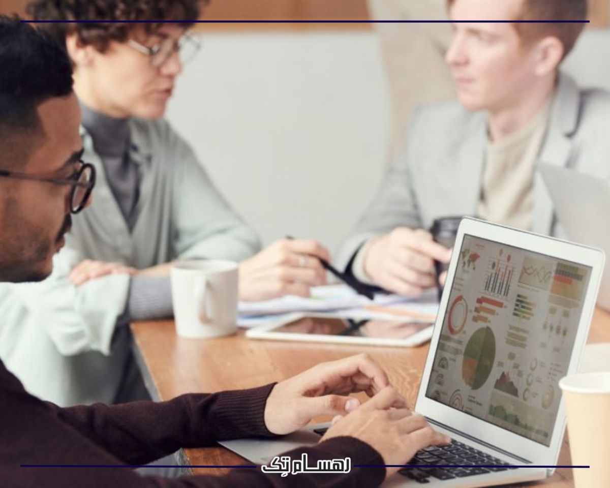 مدیریت ارتباط گسترده یا XRM چیست؟